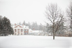 Exterior - Langdon Hall Country House Hotel & Spa (Cambridge)