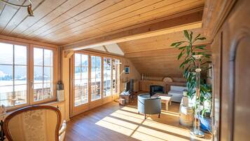 Flat-screen TV, DVD player