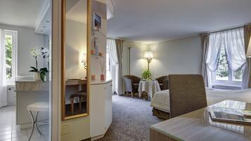 1 soveværelse, premium-sengetøj, dundyner, pengeskab på værelset