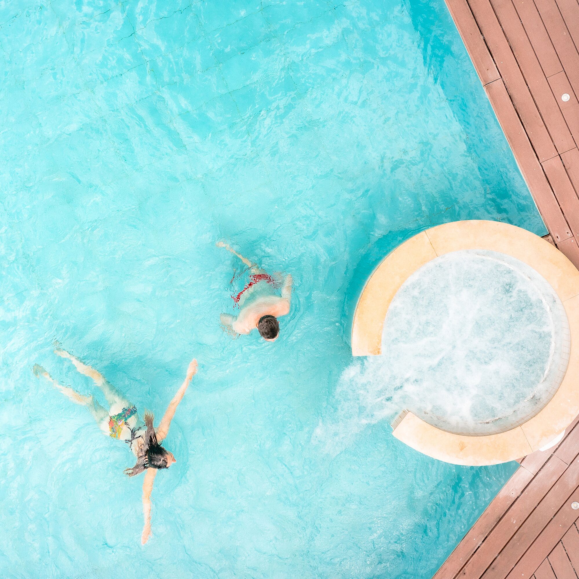 outdoor pool, pool umbrellas, pool loungers