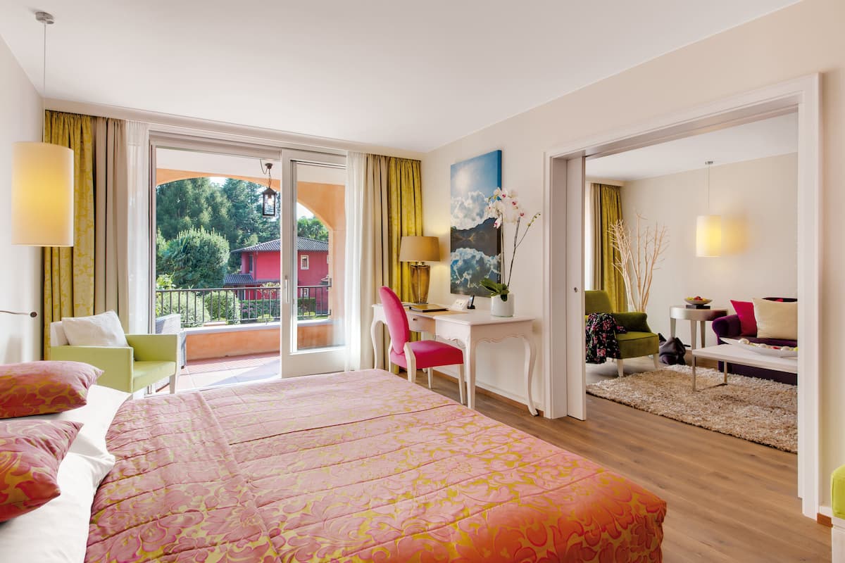Luxury Suite (South ) | Premium bedding, down comforters, minibar, in-room safe