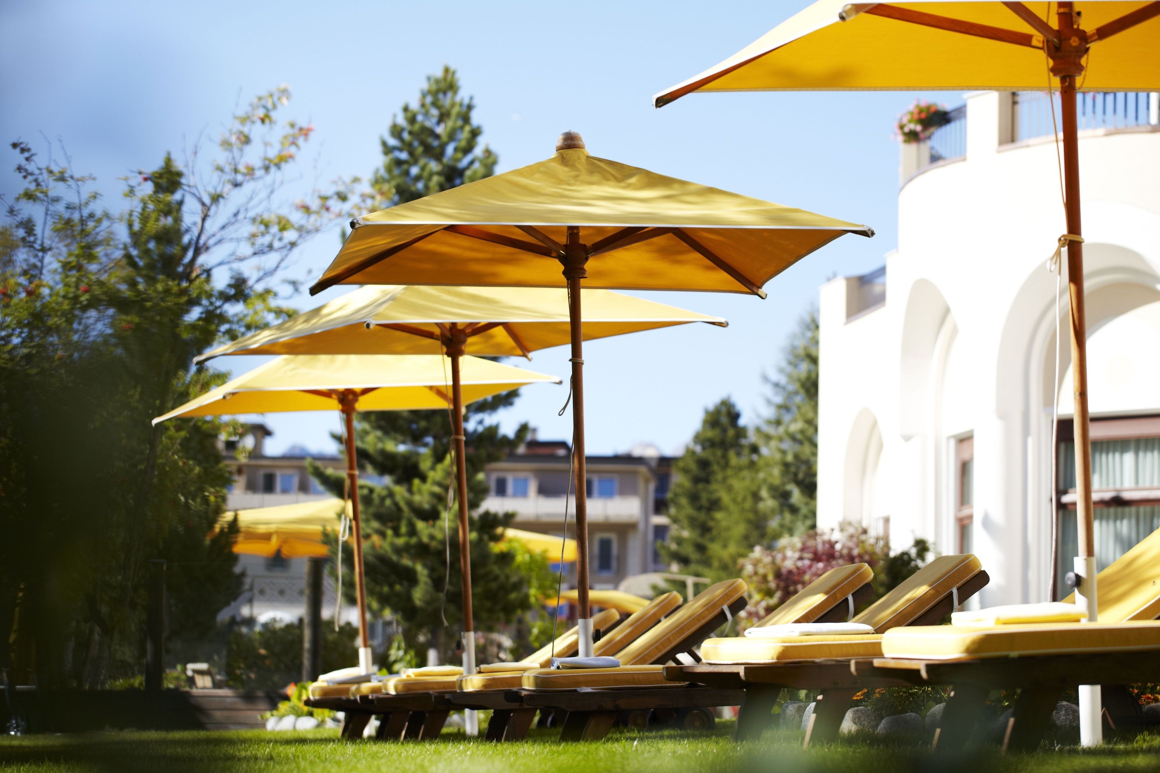 3 restaurants, lunch, dinner served; Italian cuisine 