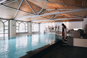 Indoor pool, pool loungers