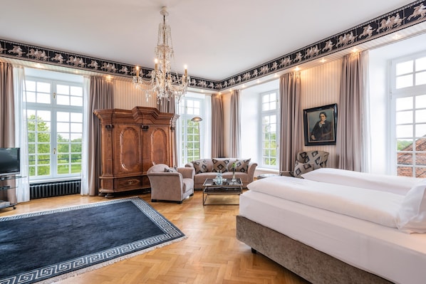 Luxury-Suite, 1 Schlafzimmer | Hochwertige Bettwaren, Minibar, individuell dekoriert