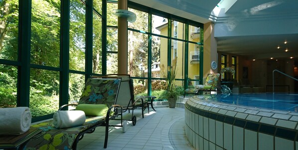 Indoor pool, sun loungers