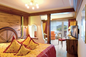 Internet, alarm clocks - Hotel Dollenberg (Bad Peterstal-Griesbach)