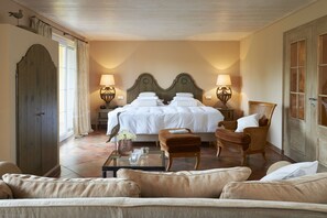 Junior Suite (44 qm) | Minibar, in-room safe, rollaway beds, free WiFi