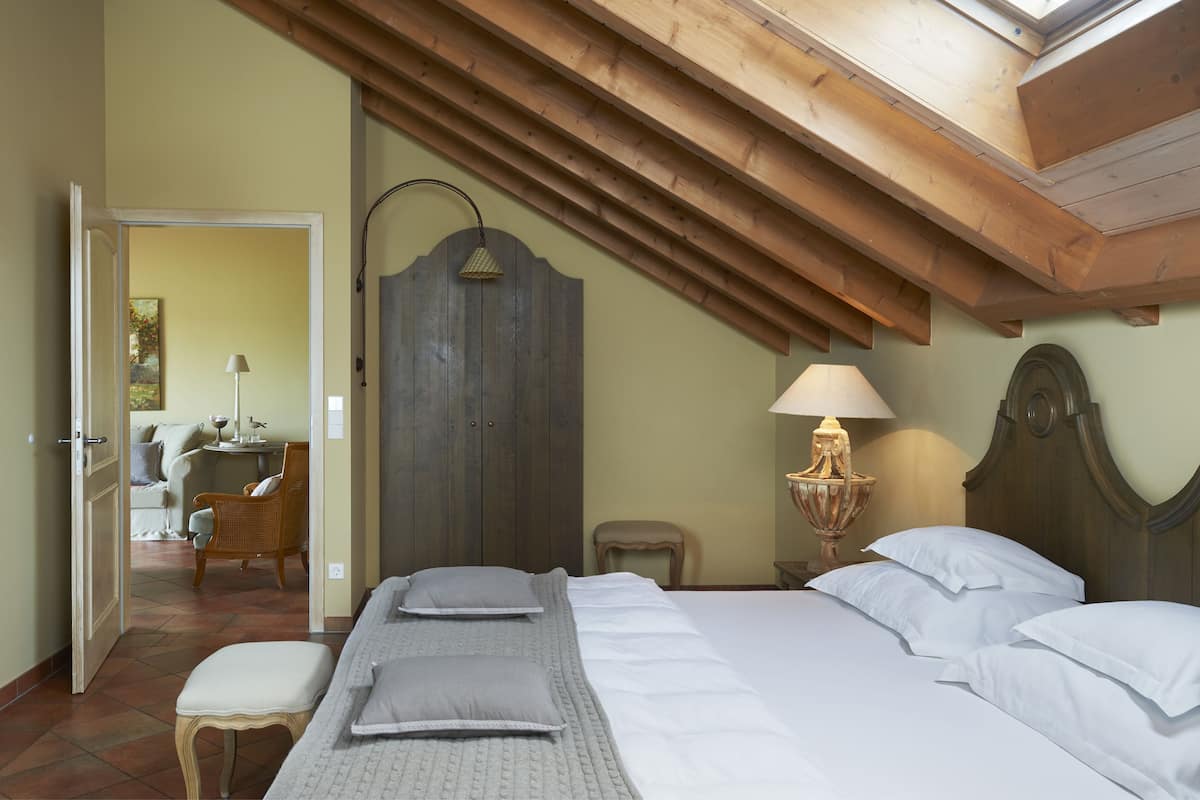 Suite (60 qm) | Minibar, in-room safe, rollaway beds, free WiFi