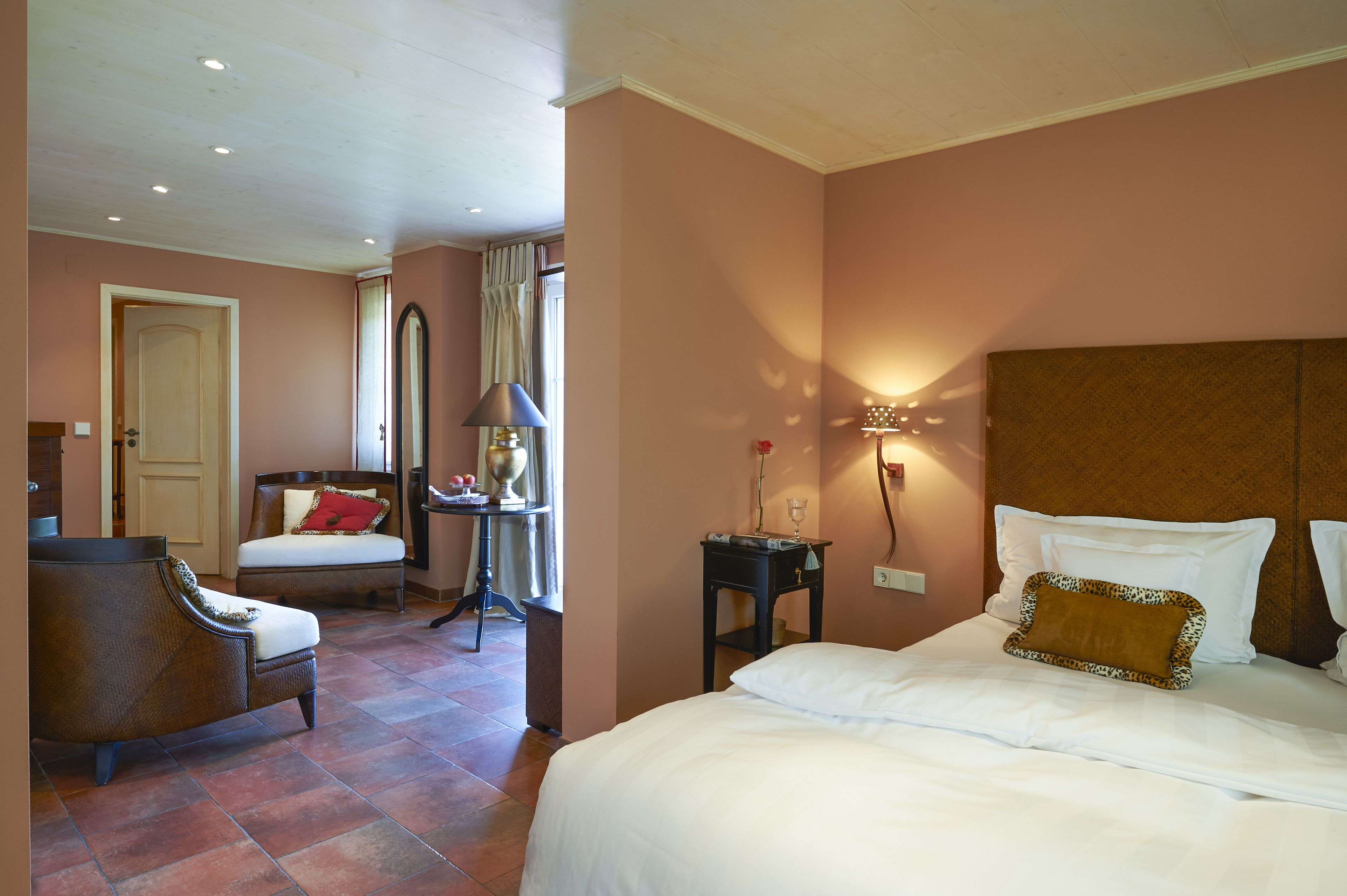 junior suite (42 qm) | minibar, in-room safe, rollaway beds, free wifi