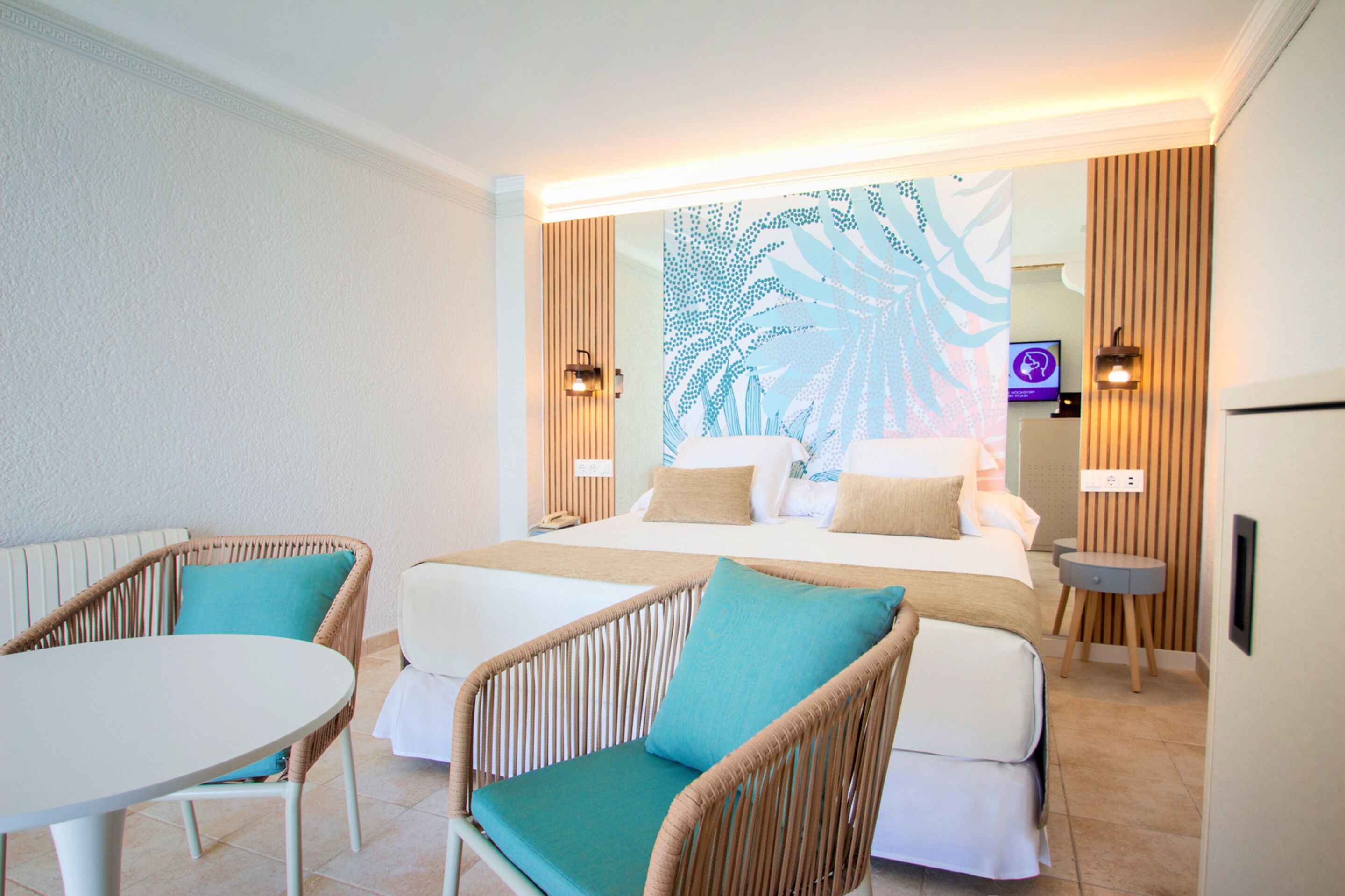 double room, terrace, sea view (torre paradis) | 1 bedroom, minibar, in-room safe, desk