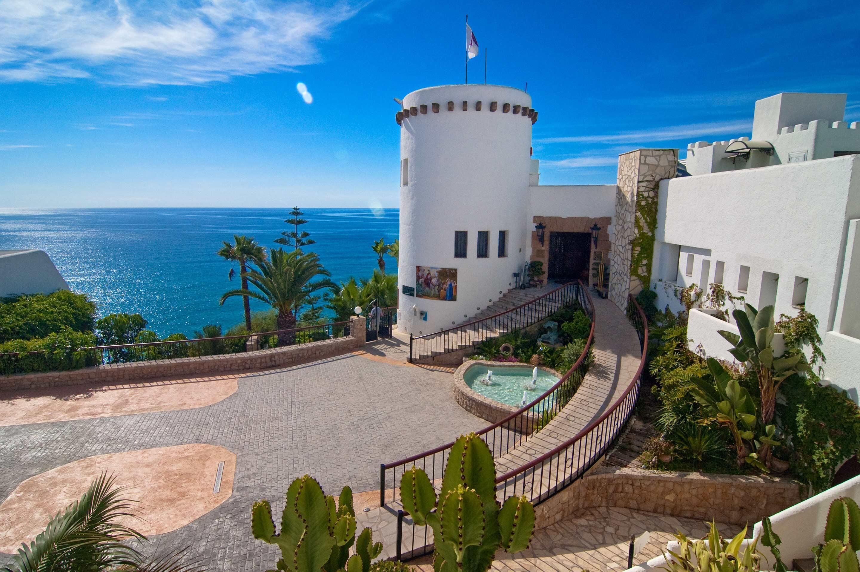 المنشأة من الخارج