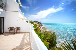 Double Room, Terrace, Sea View (Torre Paradis) | Balcony
