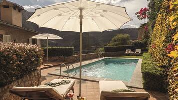 Ropa de cama de alta calidad, edredón y minibar