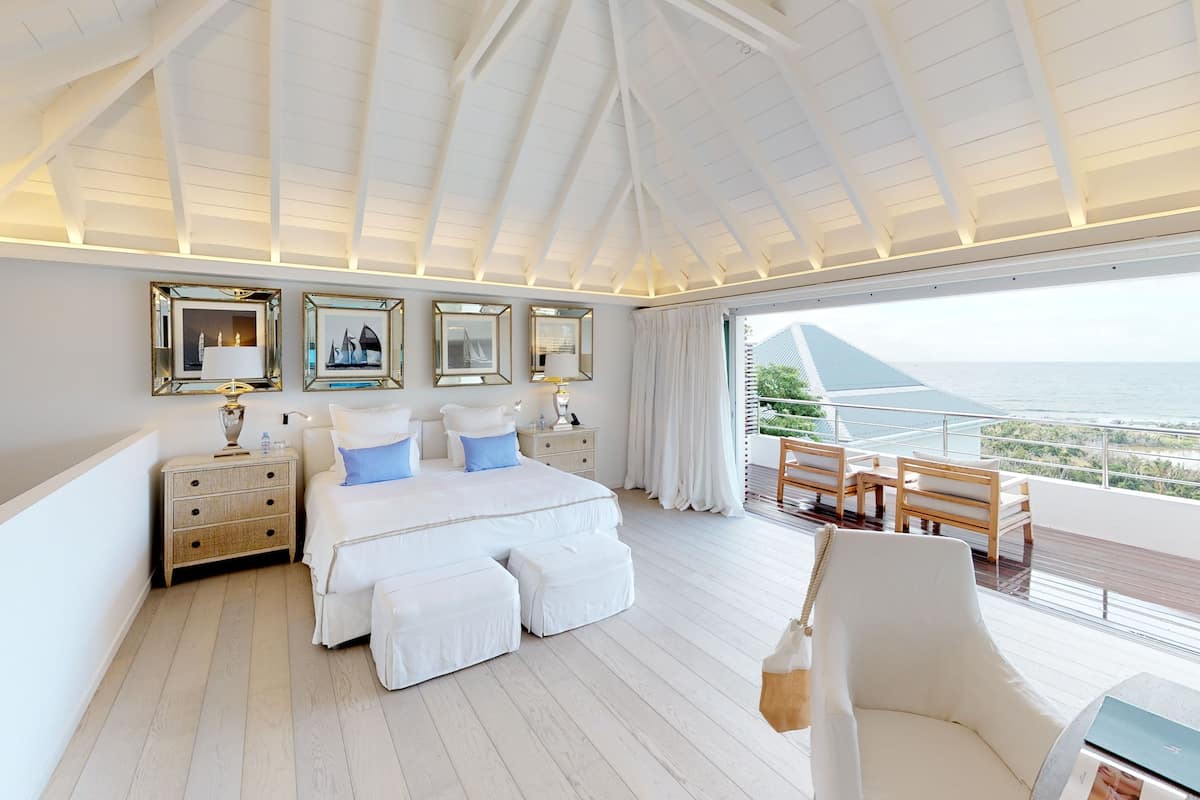 suite, 2 bedrooms (la villa) | premium bedding, minibar, in-room safe, desk