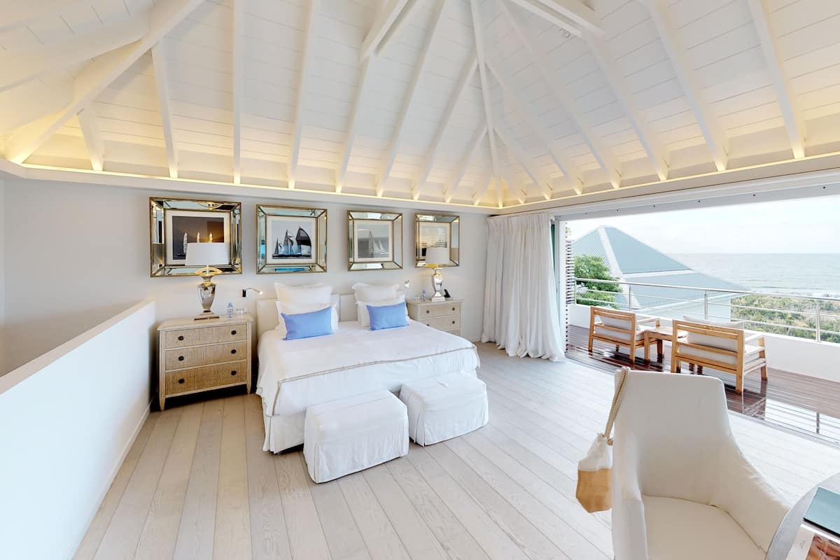 1 habitación, ropa de cama de alta calidad y minibar