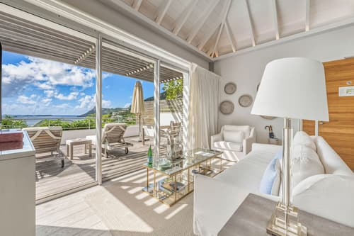 Suite, Private Pool, Ocean View (Spirit) | Living area