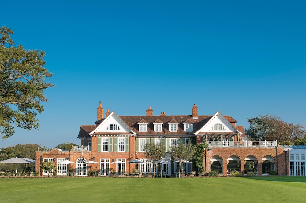Chewton Glen Hotel - an Iconic Luxury Hotel