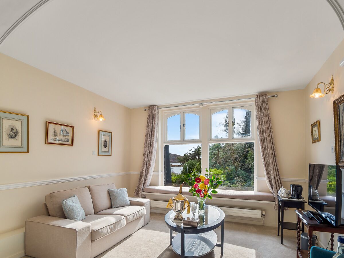 1 bedroom, hypo-allergenic bedding, individually decorated