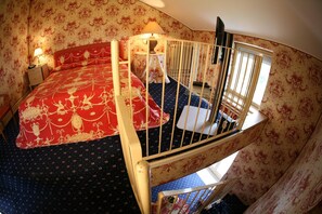 Minibar, in-room safe, cots/infant beds, rollaway beds