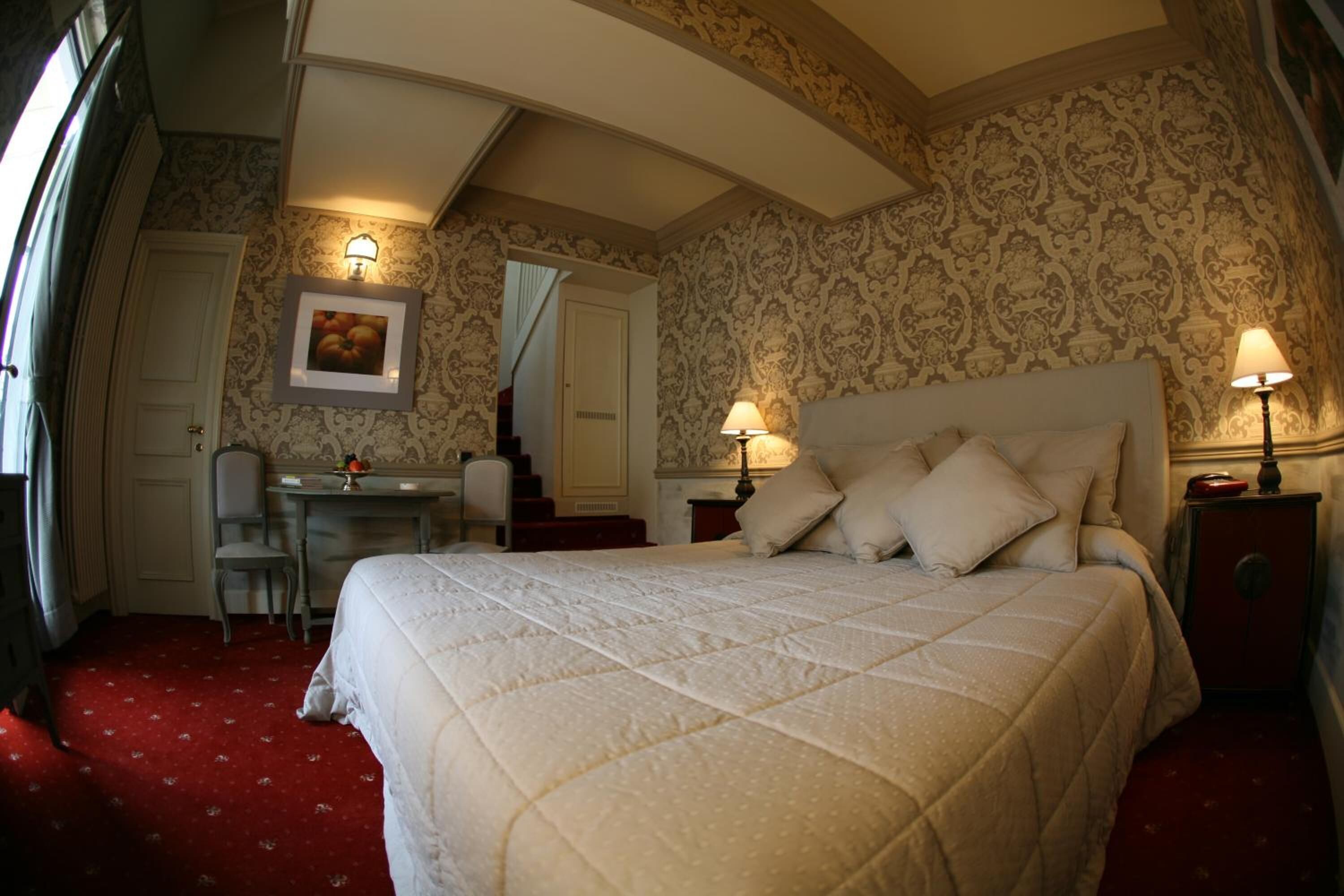 minibar, in-room safe, cots/infant beds, rollaway beds