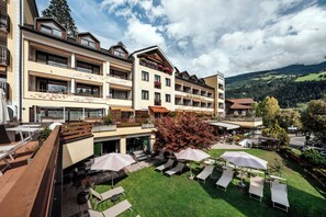 Front of property - Dominik Alpine City Wellness Hotel (Bressanone)