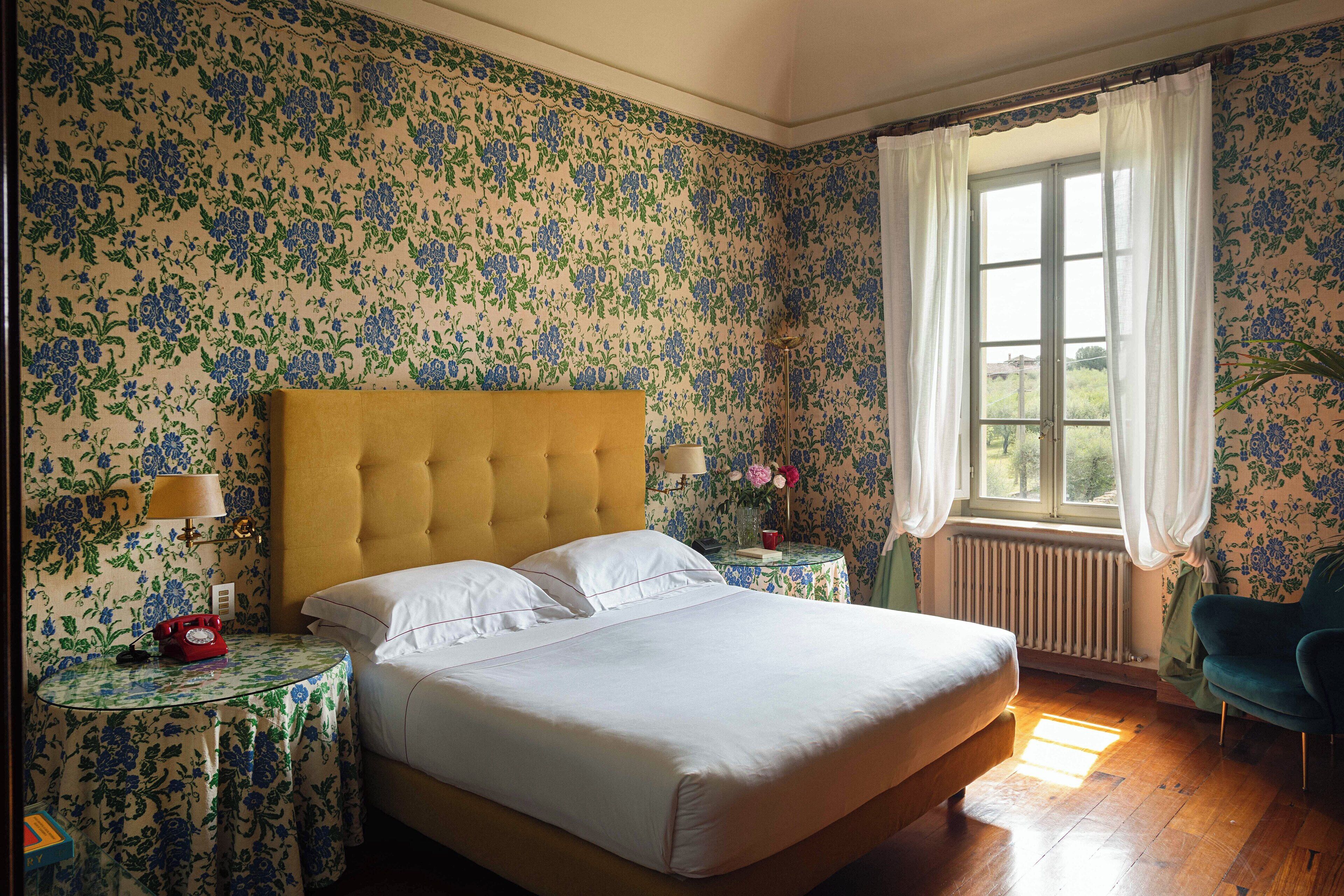 Deluxe Room | Frette Italian sheets, premium bedding, down comforters