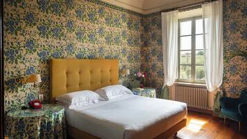 Deluxe Room | Frette Italian sheets, premium bedding, down comforters