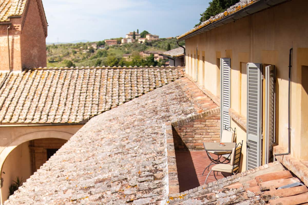 suite, terrace | terrace/patio