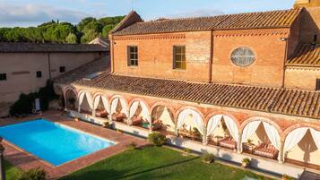 Outdoor pool, pool umbrellas, pool loungers