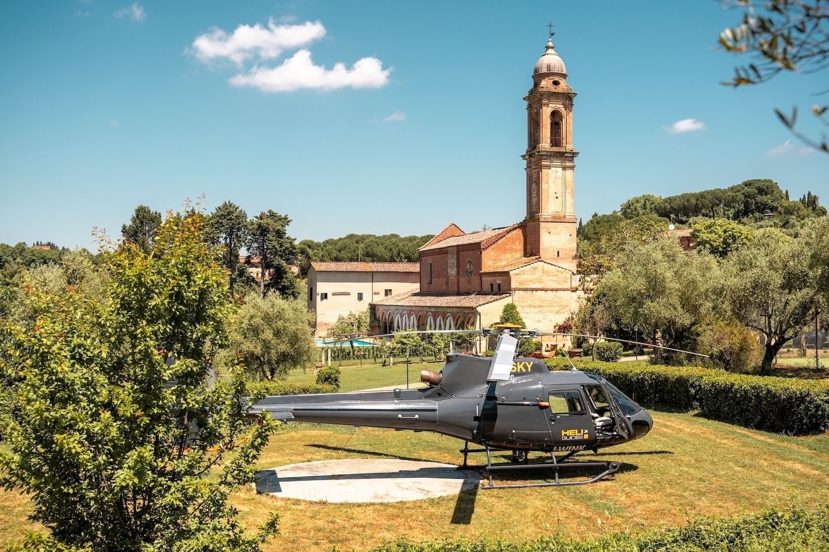 helicopter/plane tours