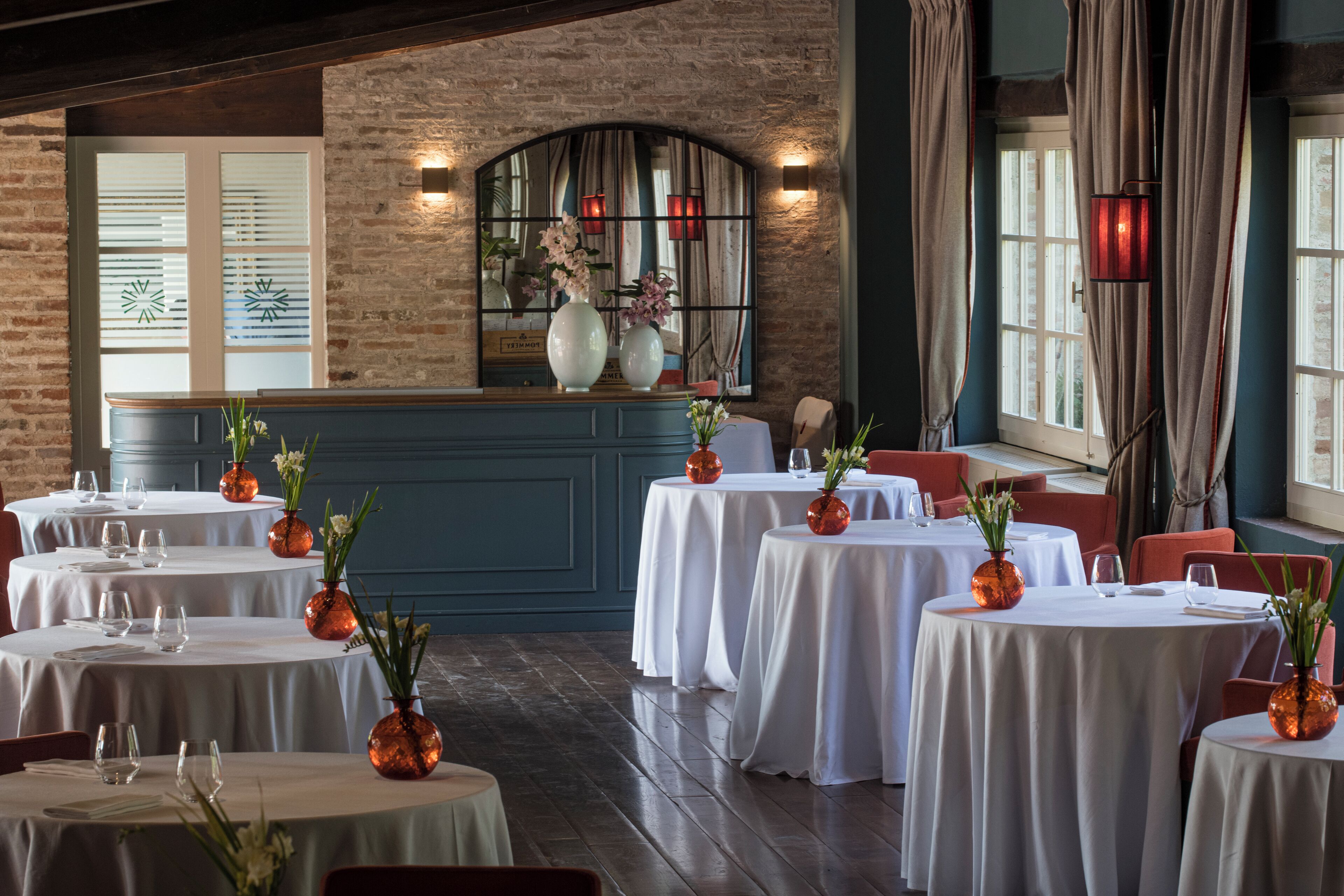 2 Restaurants, Mittagessen, Abendessen, lokale Küche