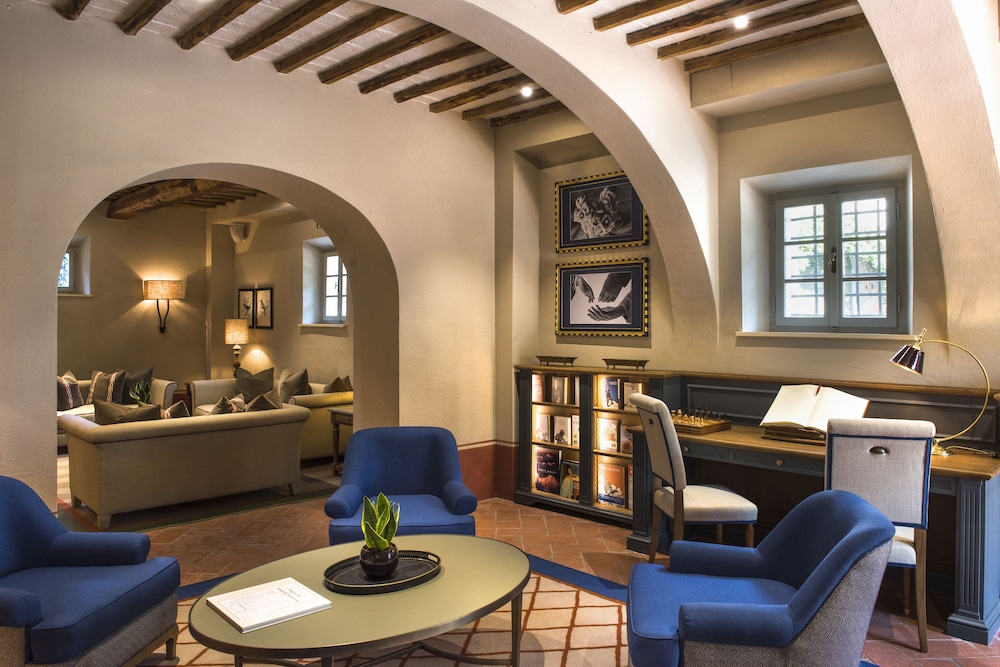 Borgo San Felice Resort Relais & Chateaux by null