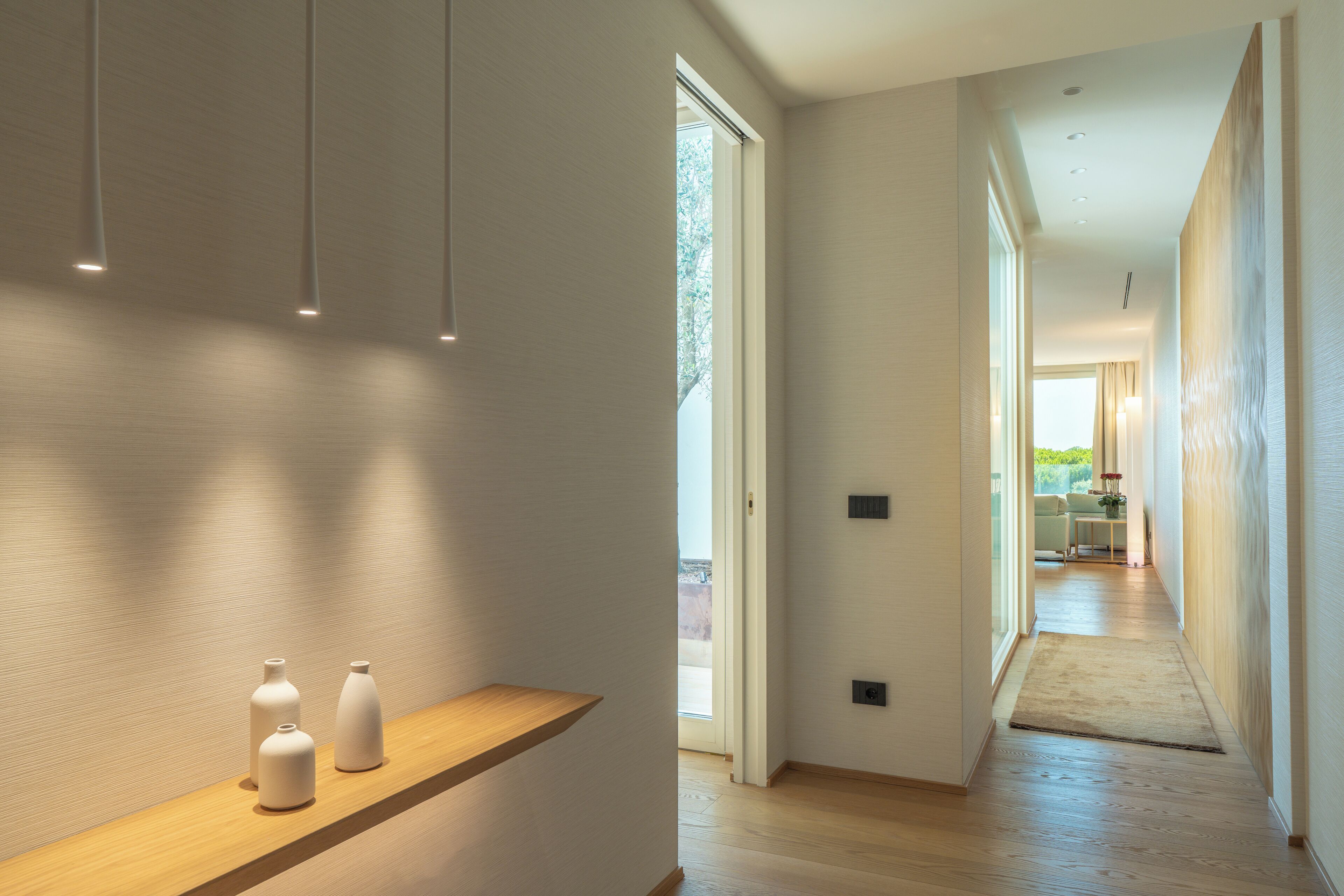 living area | flat-screen tv