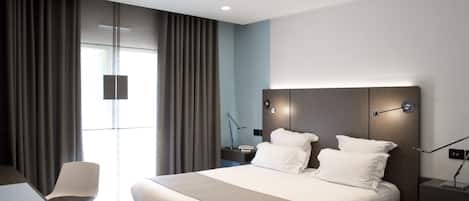 Deluxe Room | Premium bedding, free minibar, in-room safe, desk