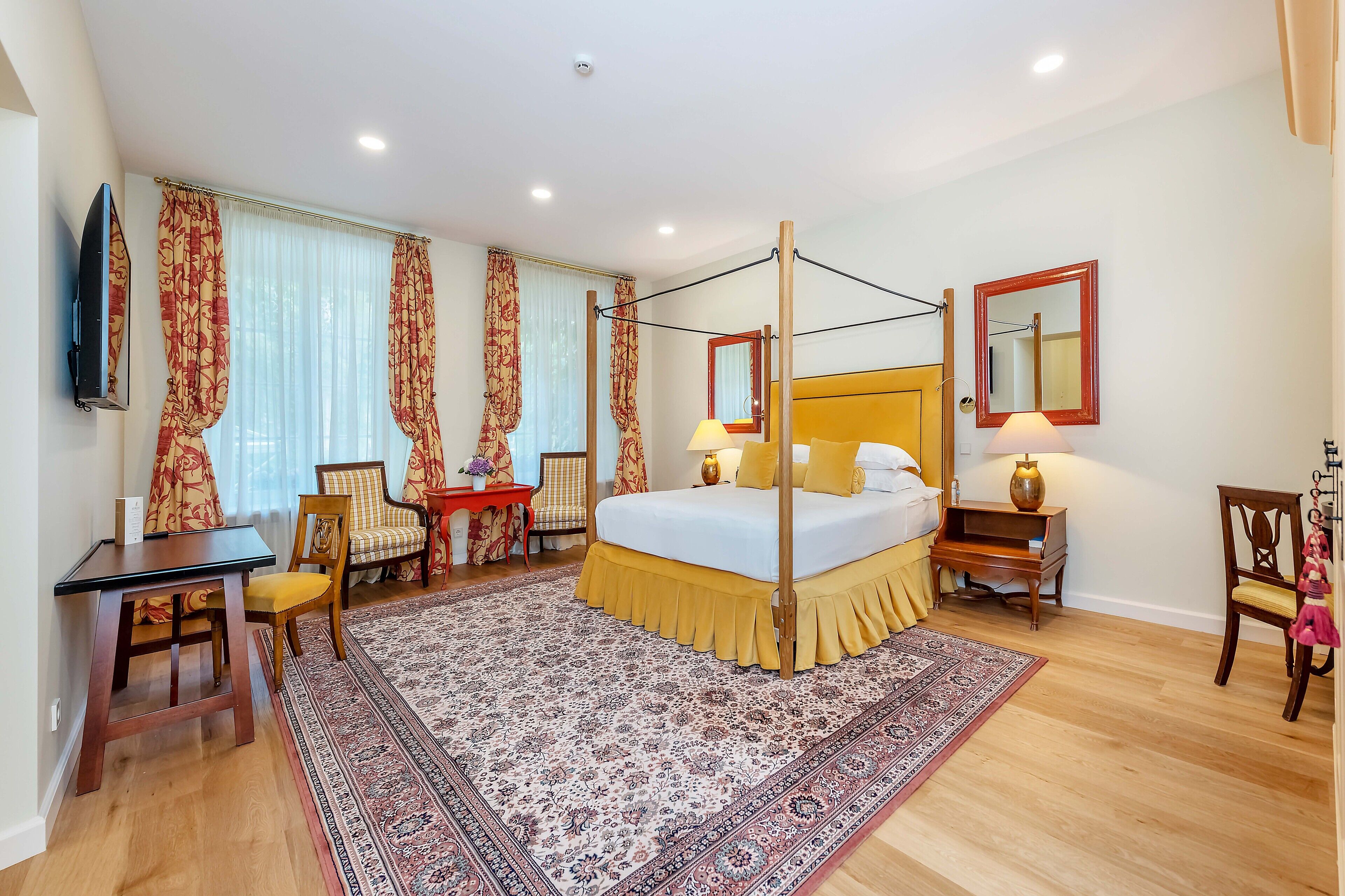 suite (with spa access) | hypo-allergenic bedding, select comfort beds, minibar, in-room safe