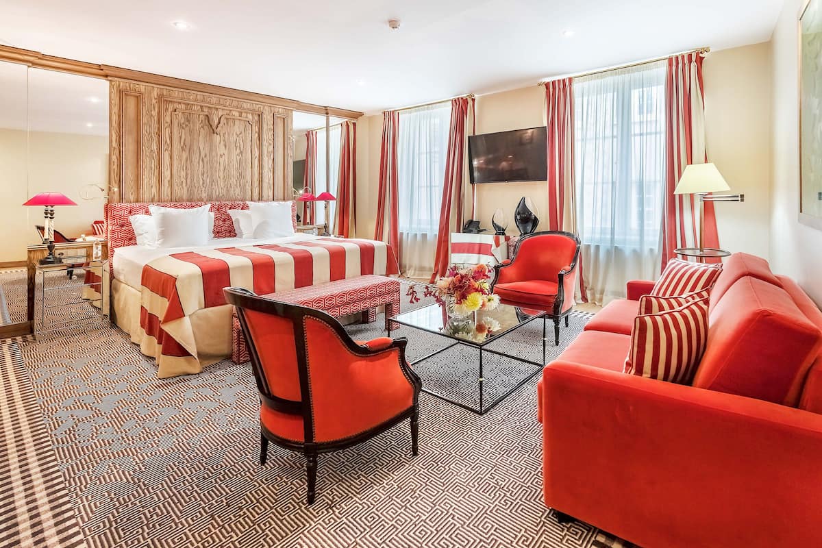 Suite (with SPA access) | Hypo-allergenic bedding, Select Comfort beds, minibar, in-room safe