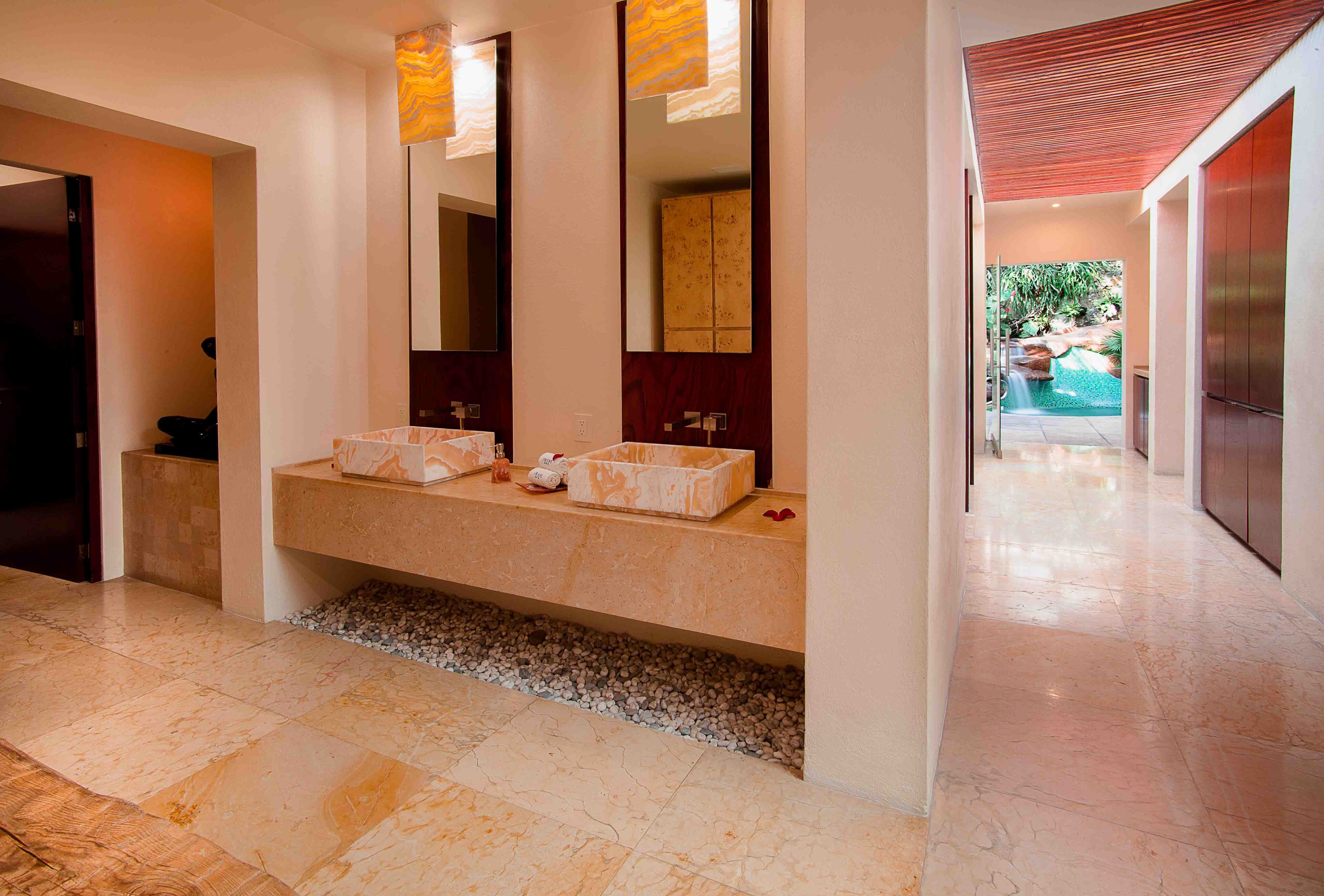 sauna, steam room, 2 treatment rooms