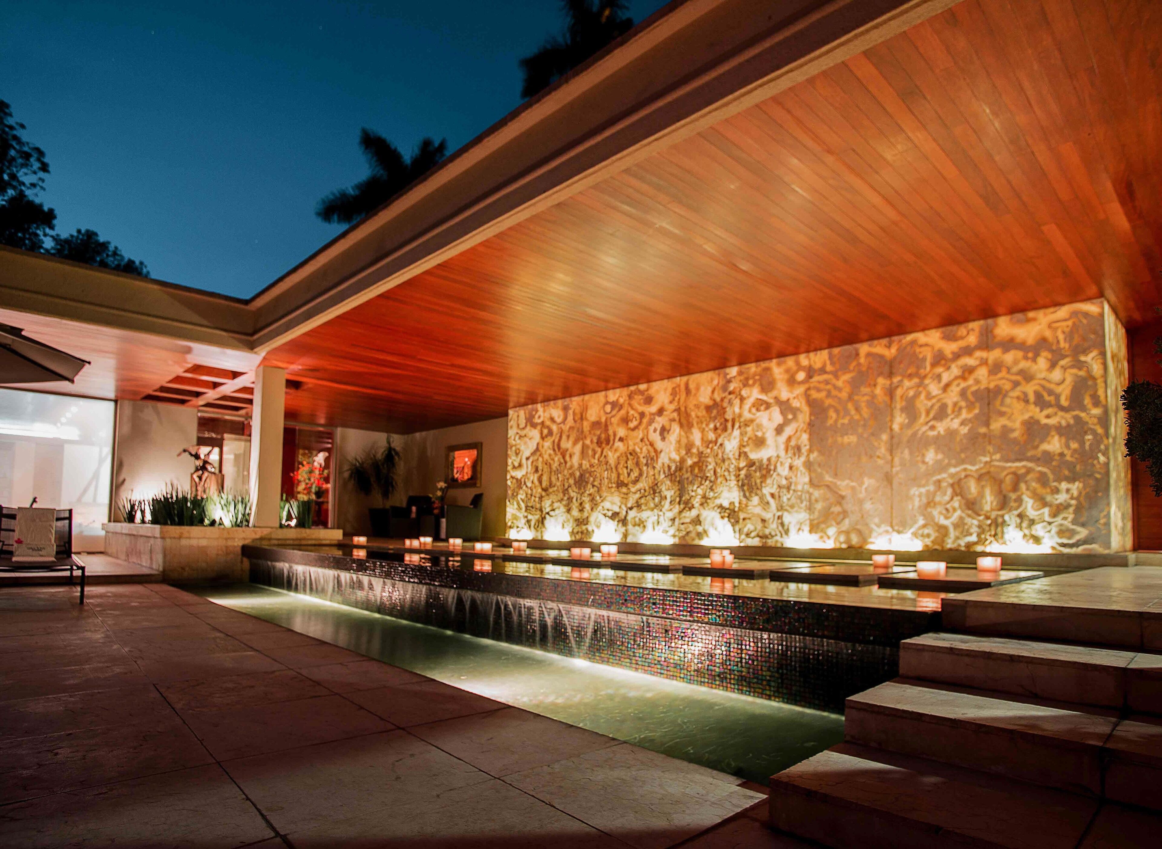 Sauna, steam room, 2 treatment rooms