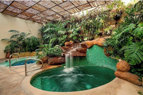 Las Mananitas Hotel Garden Restaurant and Spa