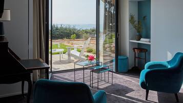 Internet, alarm clocks