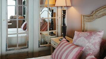 Internet, alarm clocks