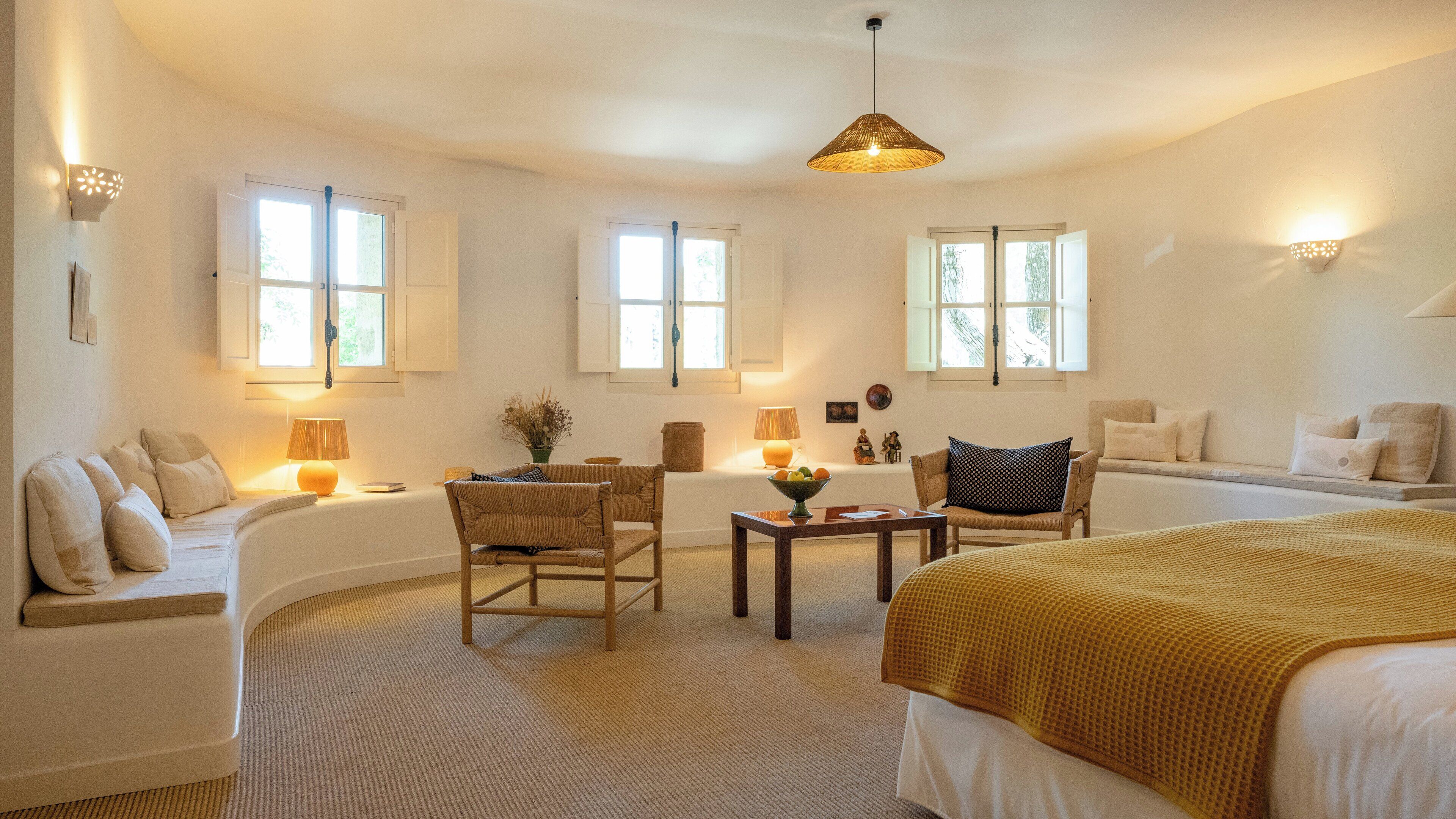 junior suite (signature) | premium bedding, minibar, iron/ironing board, free wifi