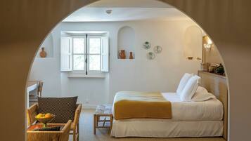 Family Suite (Junior) | Premium bedding, minibar, iron/ironing board, free WiFi