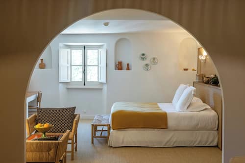 Family Suite (Junior) | Premium bedding, minibar, iron/ironing board, free WiFi