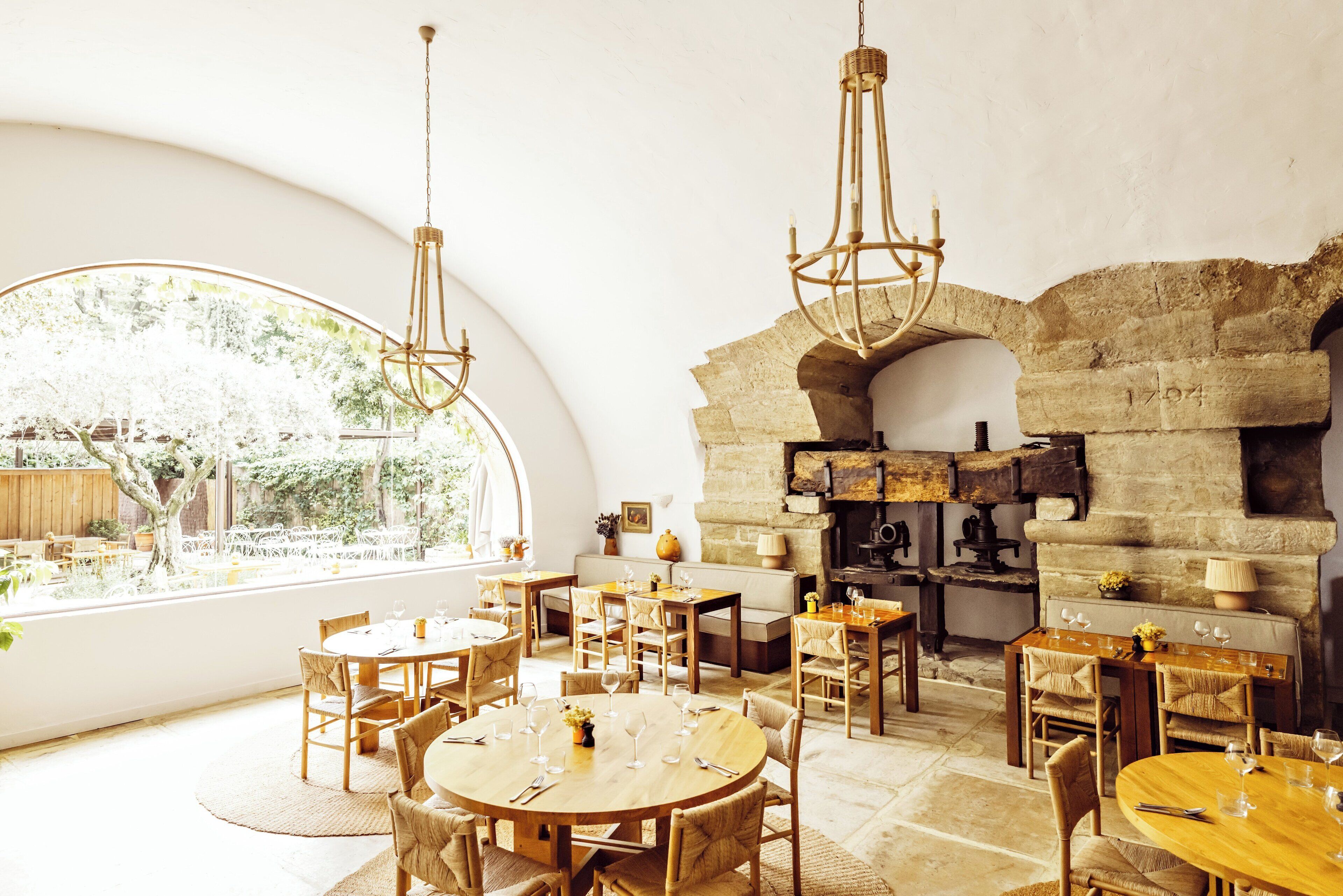 Serveert lunch en diner