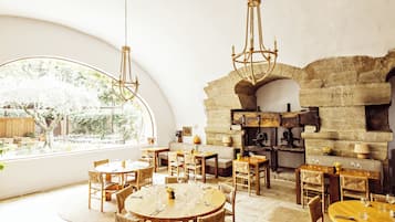 Se sirven comidas y cenas