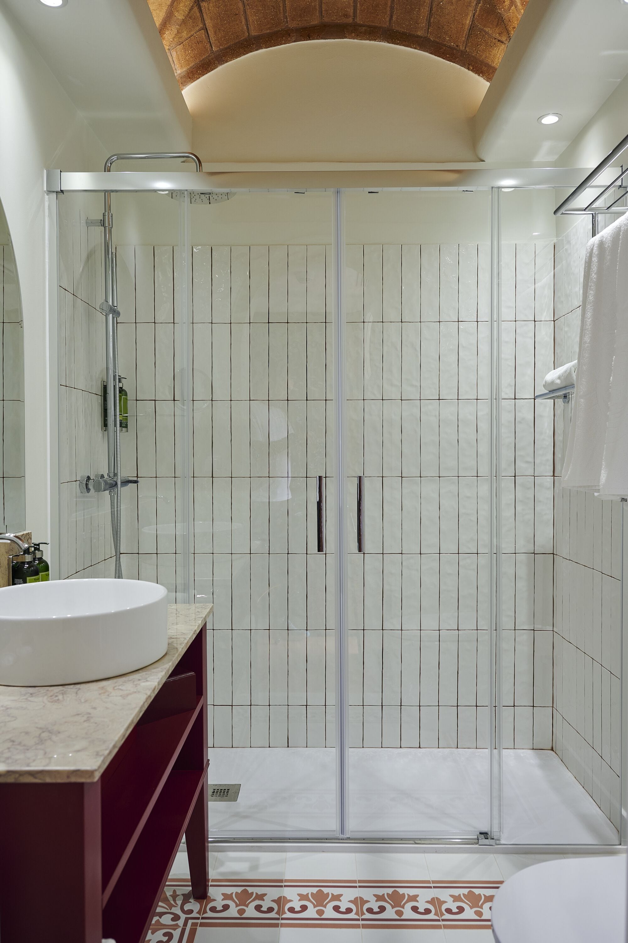 bathtub, free toiletries, hair dryer, bathrobes