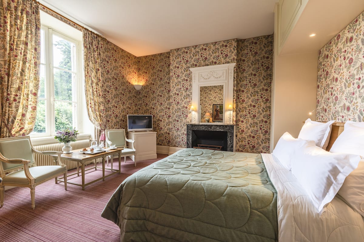 Luxury Room