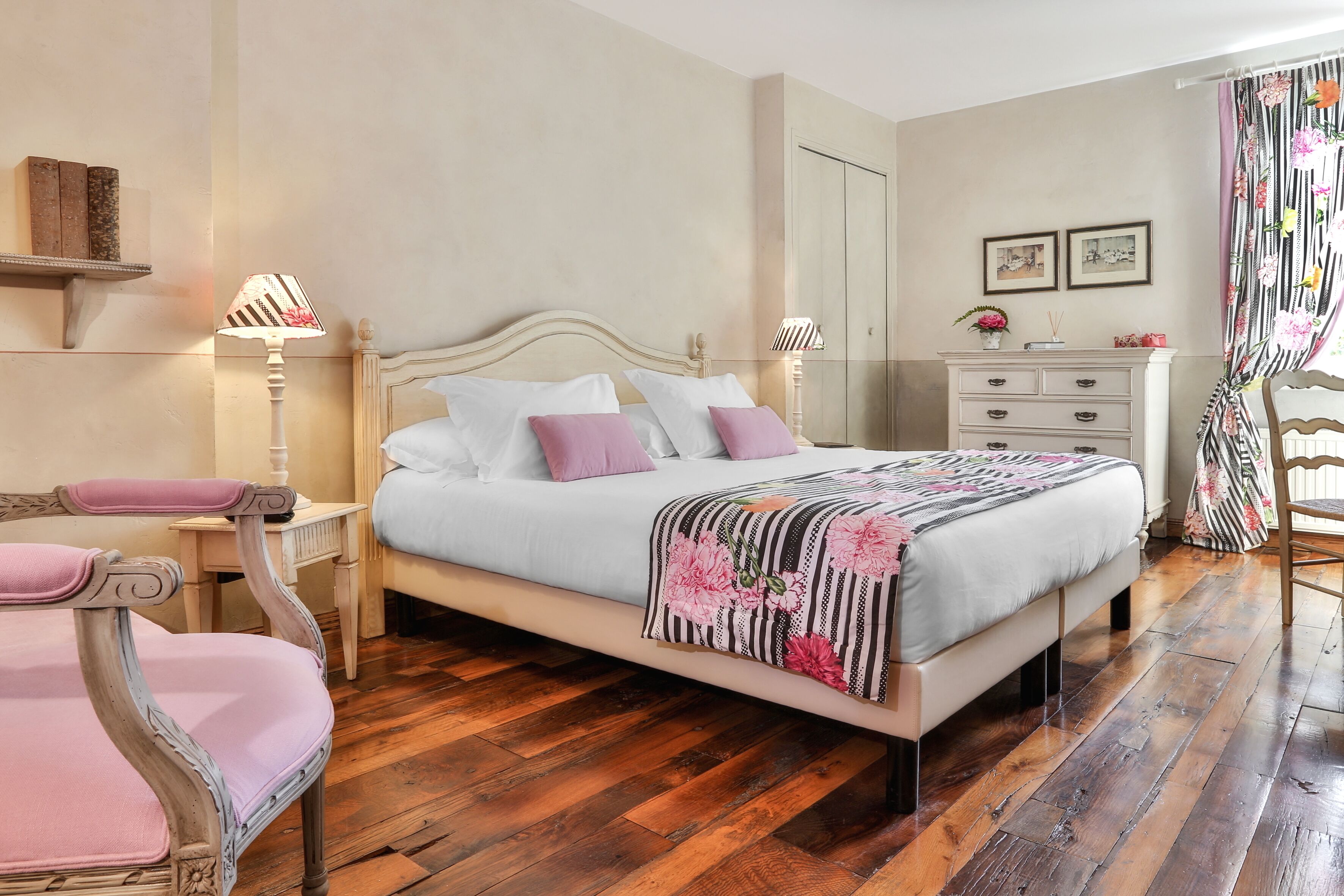 superior double room | 1 bedroom, premium bedding, minibar, in-room safe