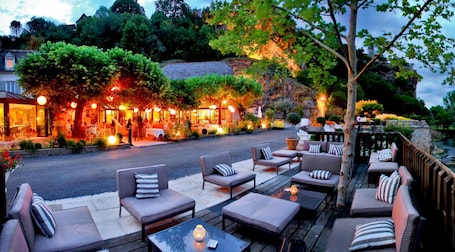 Restaurant. Le Pont de l'Ouysse